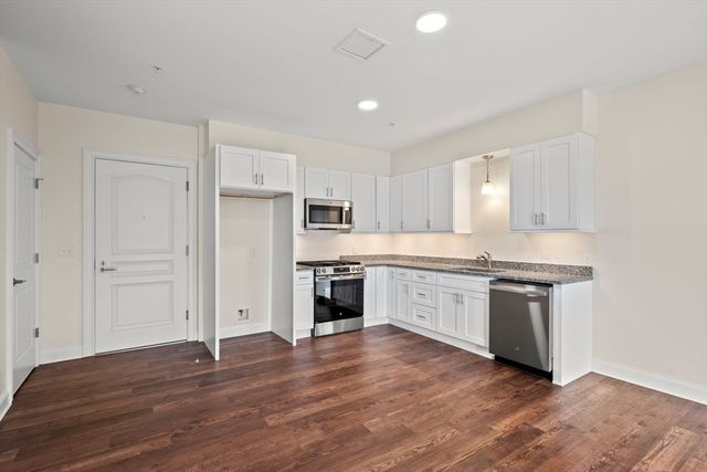 10 Franklin 402, Revere, MA 02151