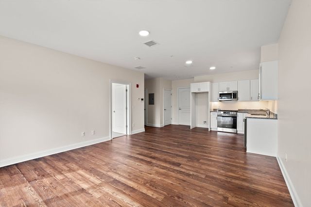 10 Franklin 402, Revere, MA 02151