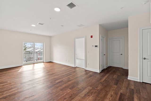 10 Franklin 402, Revere, MA 02151