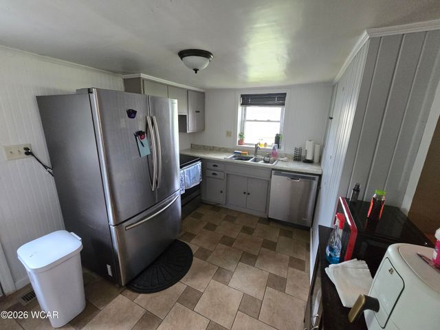 827 S Washington St Street, Delphos, OH 45833