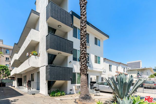 845 S KENMORE Avenue 201, Los Angeles, CA 90005