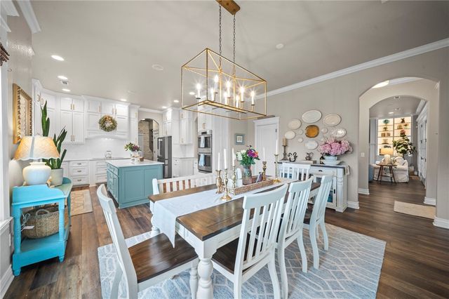 309 Timber Ridge Street, Cave Springs, AR 72718