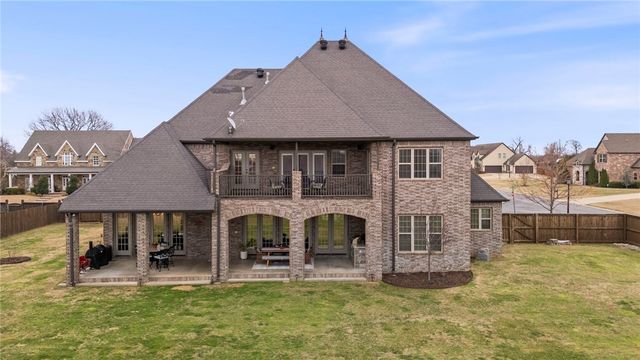 309 Timber Ridge Street, Cave Springs, AR 72718