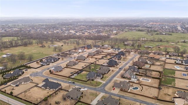 309 Timber Ridge Street, Cave Springs, AR 72718