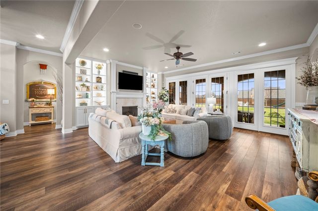 309 Timber Ridge Street, Cave Springs, AR 72718