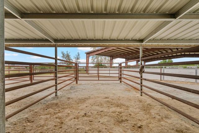 804 Comstock Road, Hollister, CA 95023