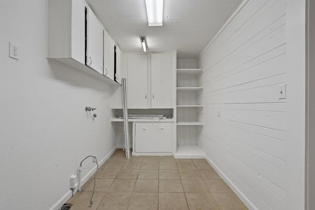 804 Comstock Road, Hollister, CA 95023