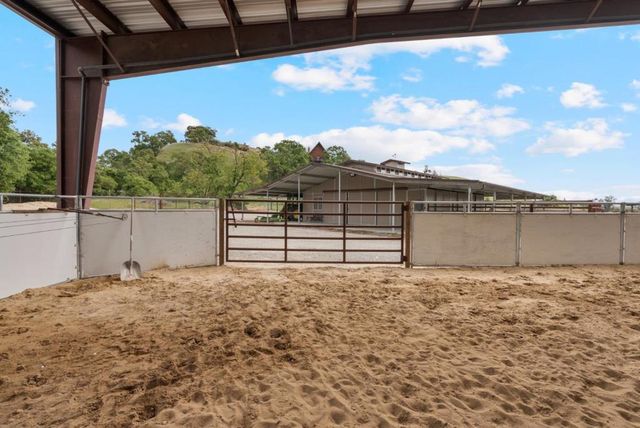 804 Comstock Road, Hollister, CA 95023