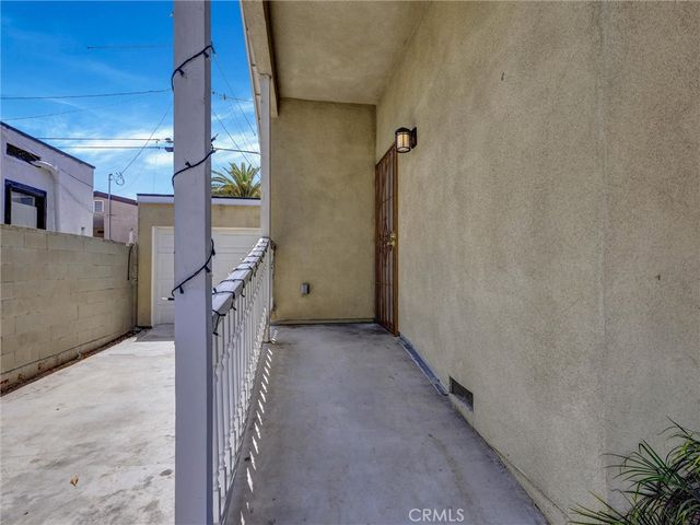 1204 E Smith, Long Beach, CA 90806