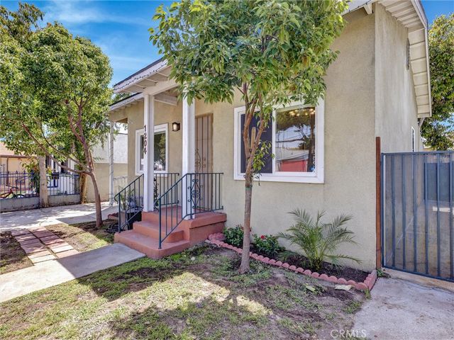 1204 E Smith, Long Beach, CA 90806