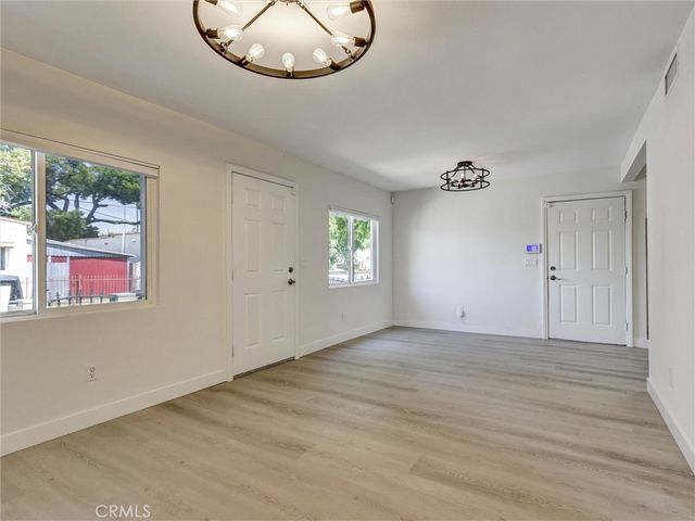1204 E Smith, Long Beach, CA 90806