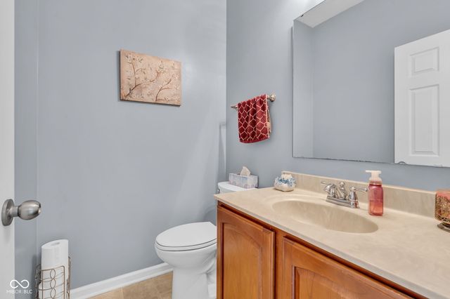 8284 Balmoral Lane, Avon, IN 46123