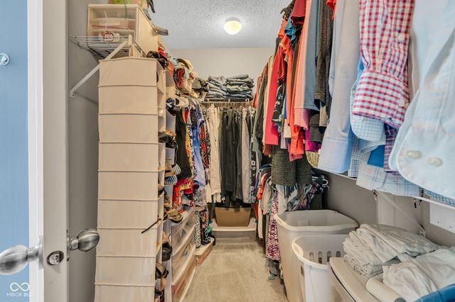 8284 Balmoral Lane, Avon, IN 46123