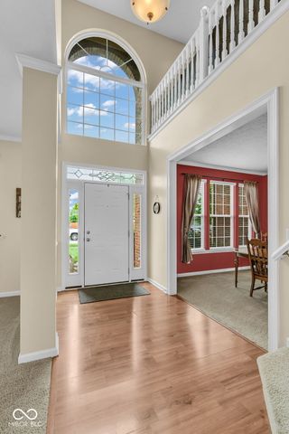 8284 Balmoral Lane, Avon, IN 46123