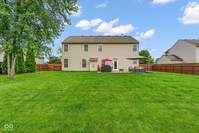 8284 Balmoral Lane, Avon, IN 46123