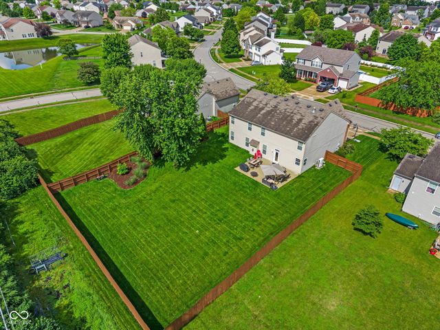 8284 Balmoral Lane, Avon, IN 46123