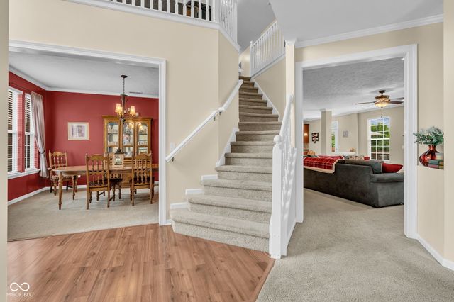8284 Balmoral Lane, Avon, IN 46123