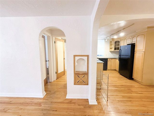 485 S Logan St 16, Denver, CO 80209