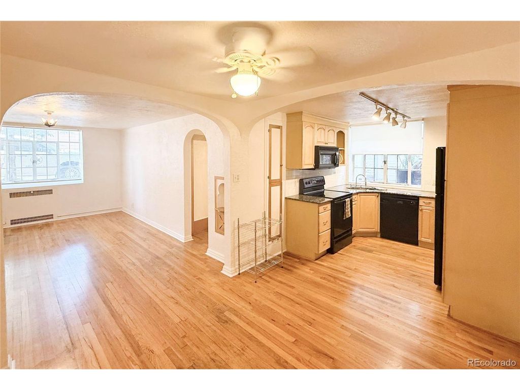 485 S Logan St 16, Denver, CO 80209