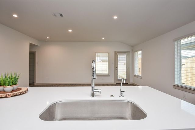 7827 Sleek Flock Lane, Rosharon, TX 77583