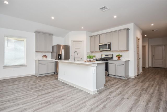 7827 Sleek Flock Lane, Rosharon, TX 77583