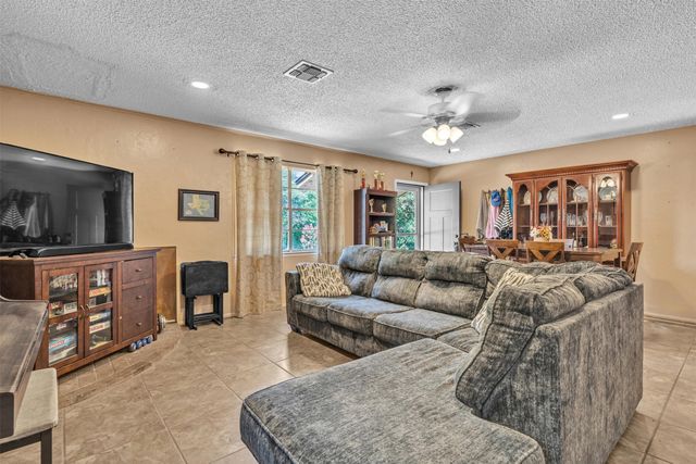 190 Crowfoot Lane, Whitney, TX 76692