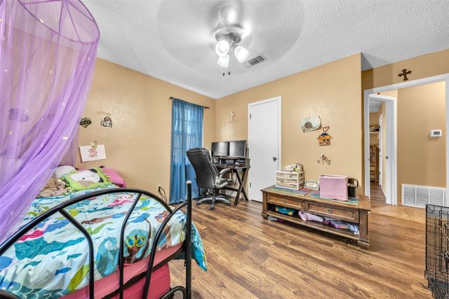 190 Crowfoot Lane, Whitney, TX 76692