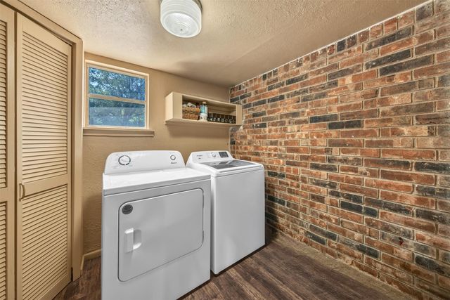 190 Crowfoot Lane, Whitney, TX 76692