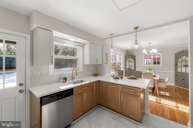 517 WORCESTER RD, Towson, MD 21286