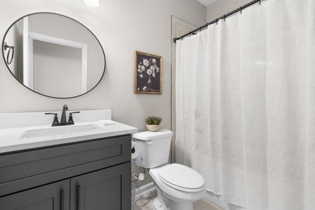 1049 Vendue Ave, Clarksville, TN 37042