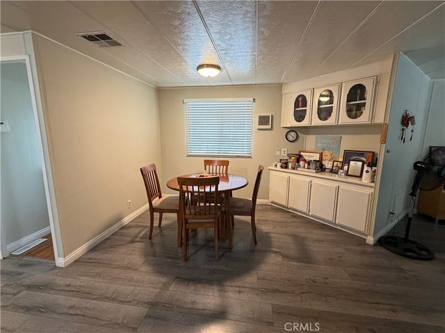 840 E Foothill 142, Azusa, CA 91702