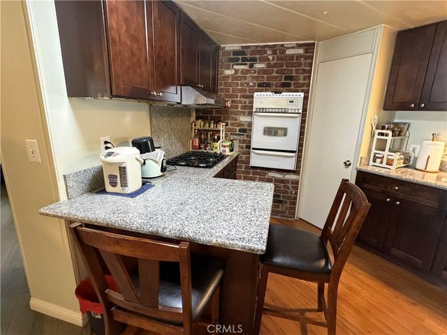 840 E Foothill 142, Azusa, CA 91702
