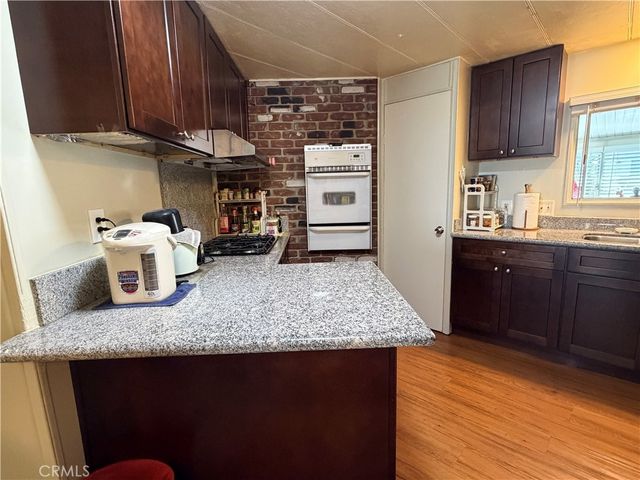 840 E Foothill 142, Azusa, CA 91702