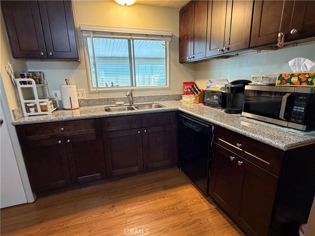 840 E Foothill 142, Azusa, CA 91702