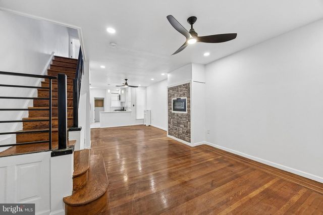 5648-00 BROOMALL ST, Philadelphia, PA 19143