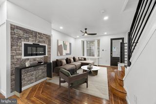 5648-00 BROOMALL ST, Philadelphia, PA 19143