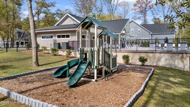 409 Cornubia Drive, Castle Hayne, NC 28429