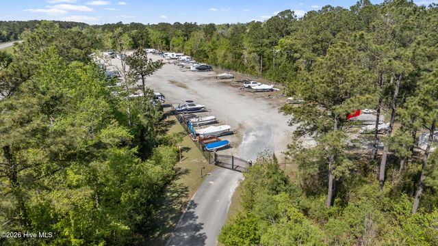 409 Cornubia Drive, Castle Hayne, NC 28429