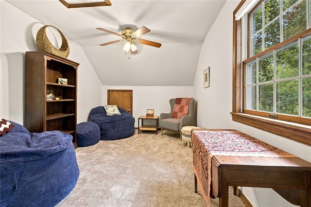 16176 Walnut Trace, Fayetteville, AR 72704