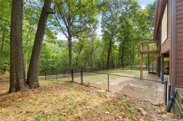 16176 Walnut Trace, Fayetteville, AR 72704