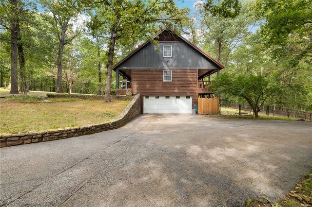 16176 Walnut Trace, Fayetteville, AR 72704