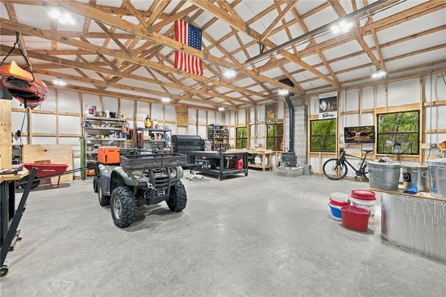 16176 Walnut Trace, Fayetteville, AR 72704
