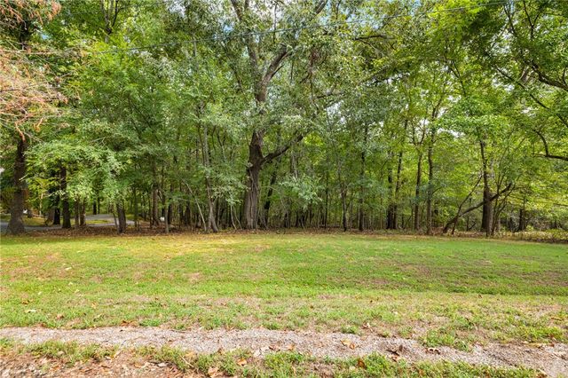 16176 Walnut Trace, Fayetteville, AR 72704