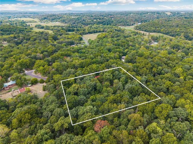 16176 Walnut Trace, Fayetteville, AR 72704