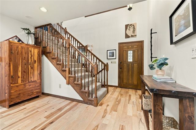 16176 Walnut Trace, Fayetteville, AR 72704