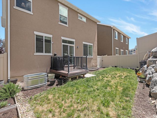293 W WILLOW CREEK DR, Saratoga Springs, UT 84045
