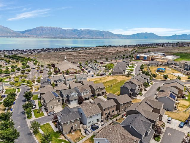 293 W WILLOW CREEK DR, Saratoga Springs, UT 84045