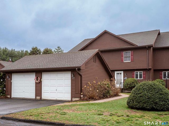 173 Candlewood Drive 173, Enfield, CT 06082