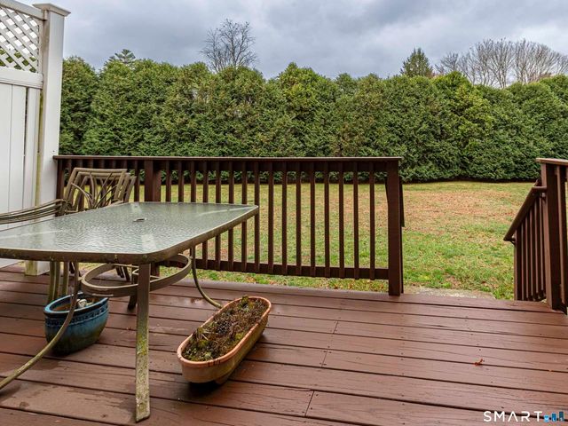 173 Candlewood Drive 173, Enfield, CT 06082