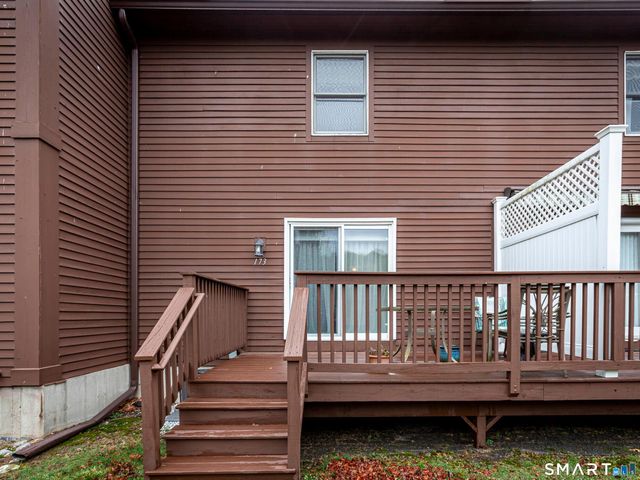 173 Candlewood Drive 173, Enfield, CT 06082